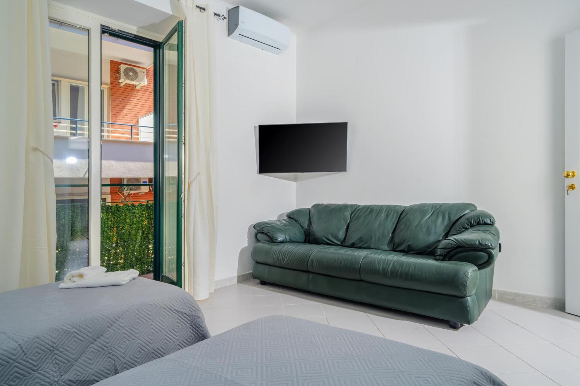 Bella Stabia Rooms Castellammare di Stabia Exterior foto